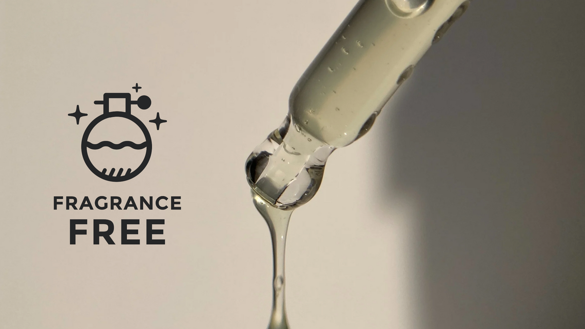 Serum Ampulle mit der Aufschrift daneben Fragrance Free