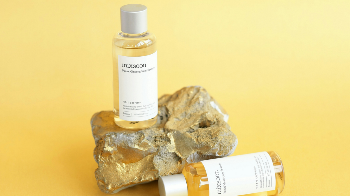 Produktaufnahme Mixsoon Giseng Root Essence gelber Hintergrund