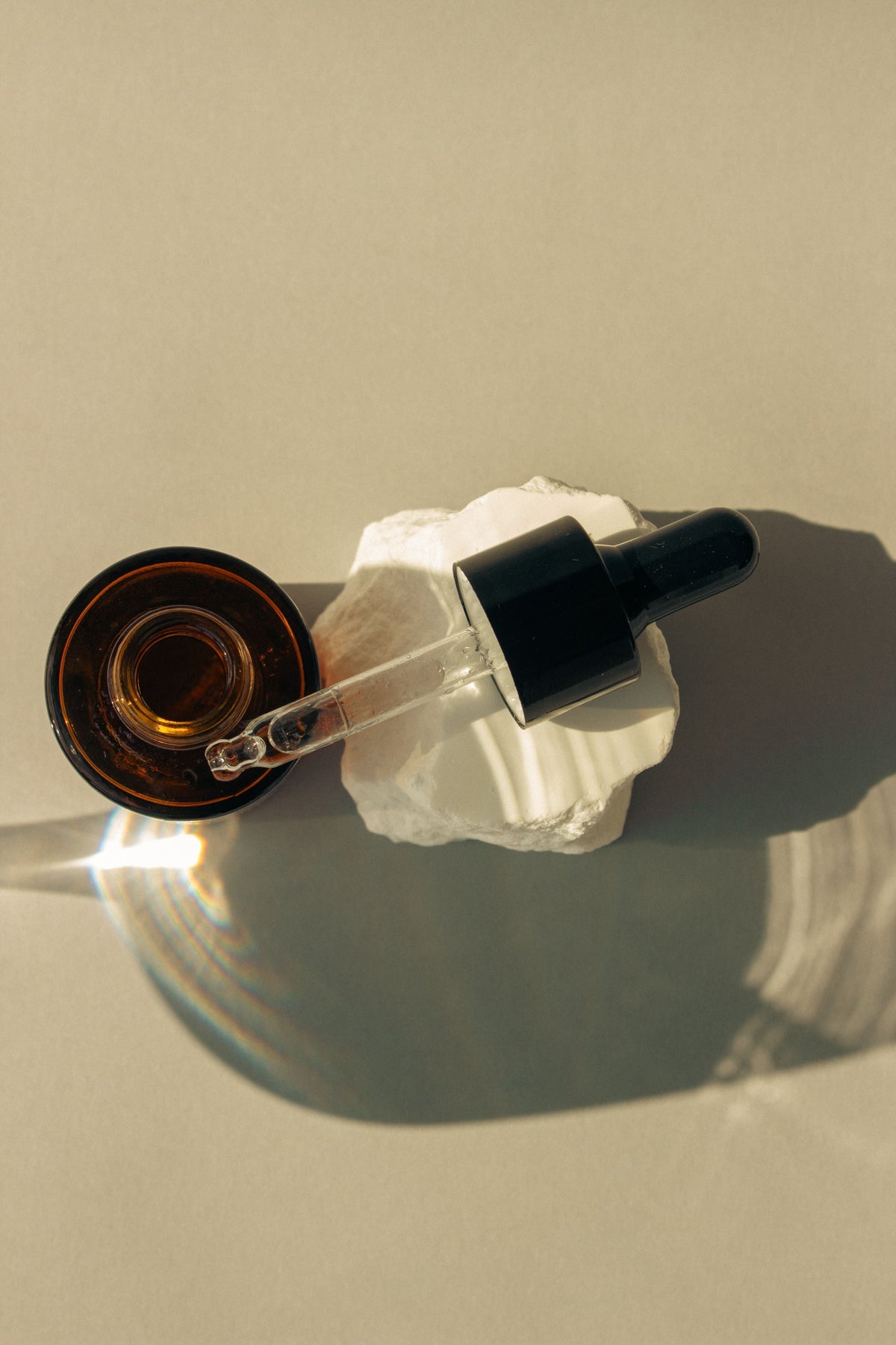 Anti-Aging-Serum mit Retinal oder Retinol
