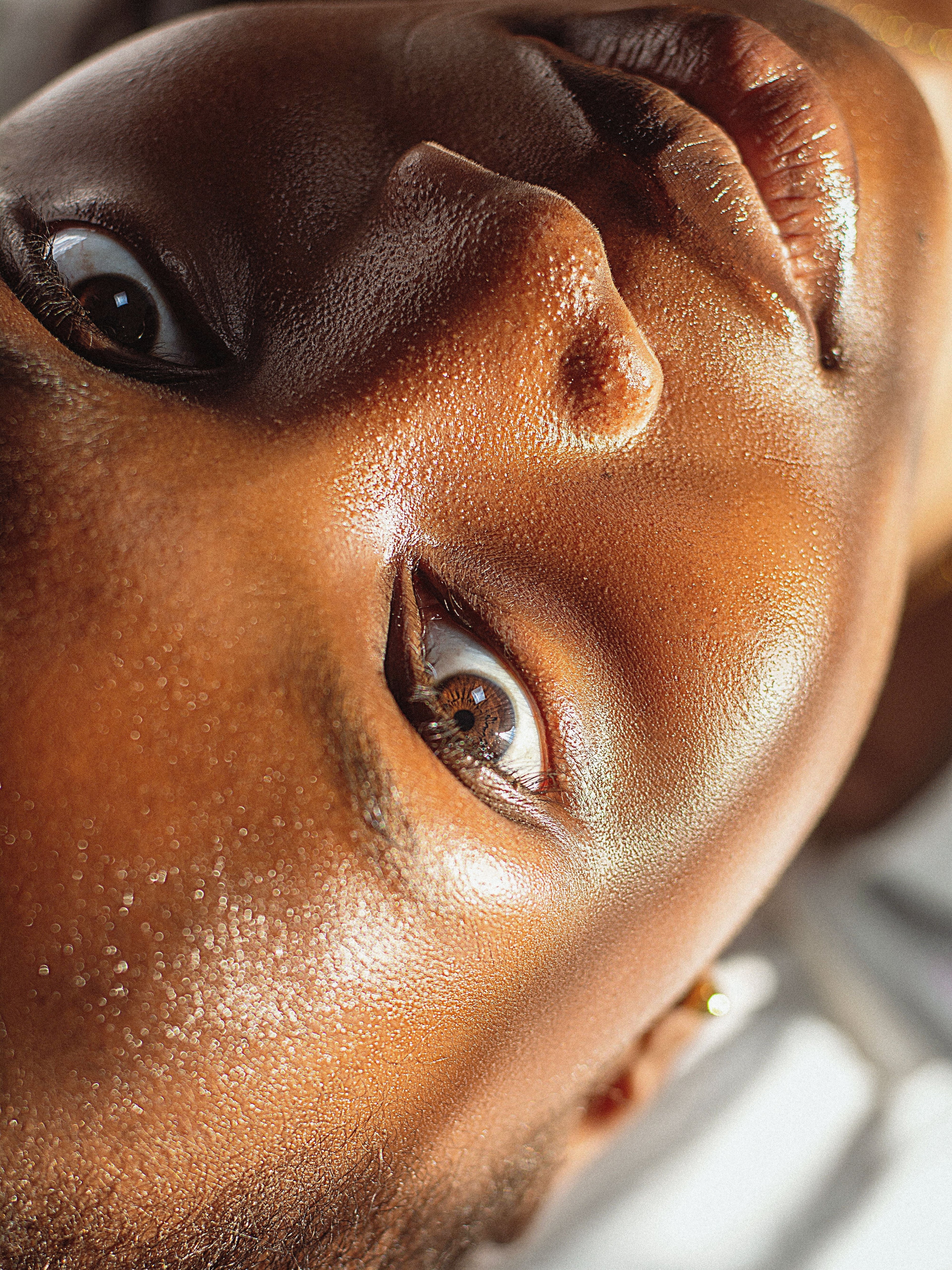 Strahlende Glass-Skin-Haut als Hautpflege-Trend